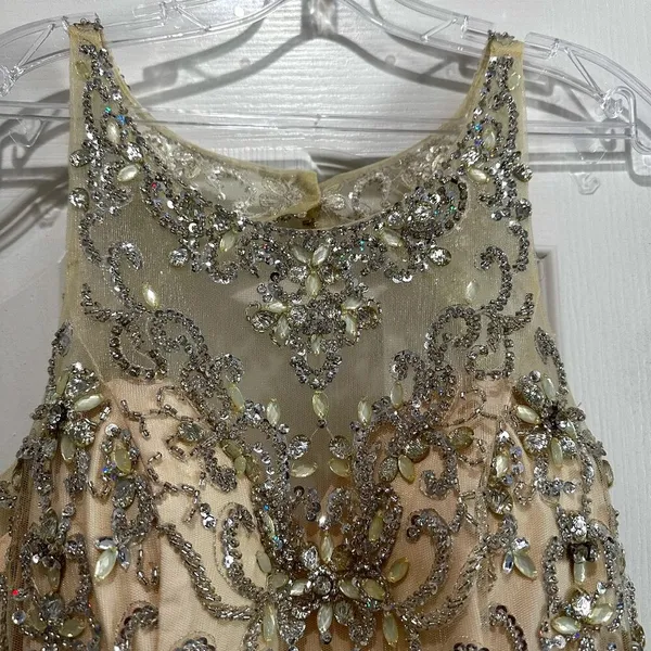 Layla K Formal Ball Gown - Size 6 - Image 5
