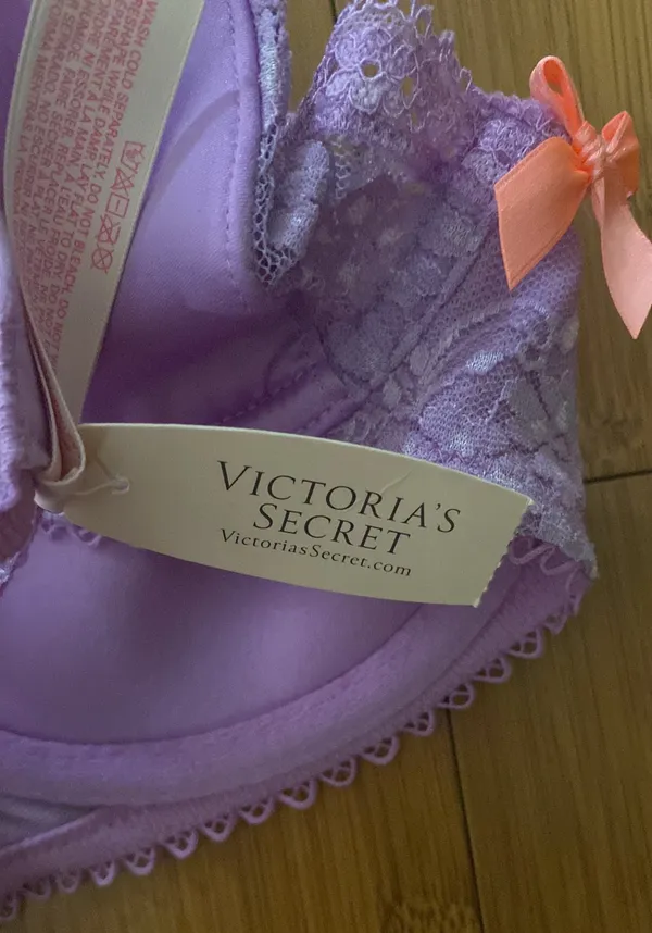 Victoria's Secret Bra - Image 3