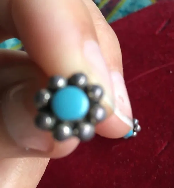 Turquoise and silver vintage flower post earrings - Image 2