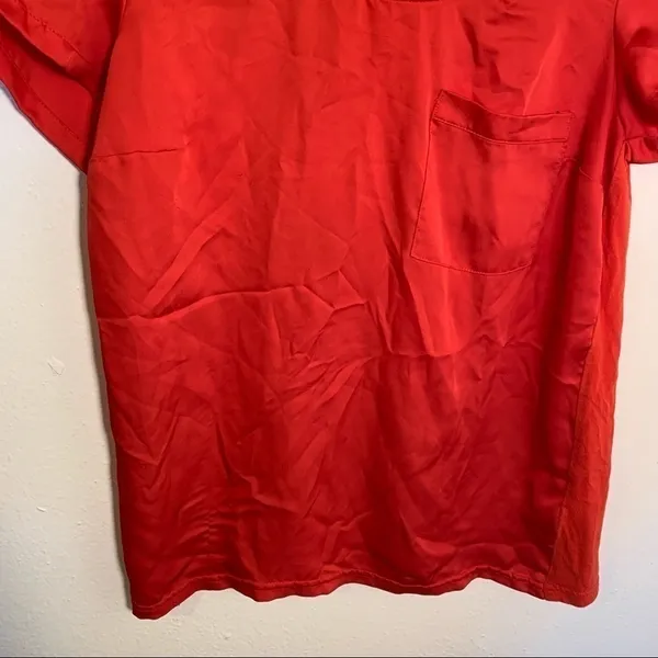 Old Navy Womens Sz XS Scoop Neck Short Sleeve Blouse Red Pink Mixed Media Pocket - Image 4