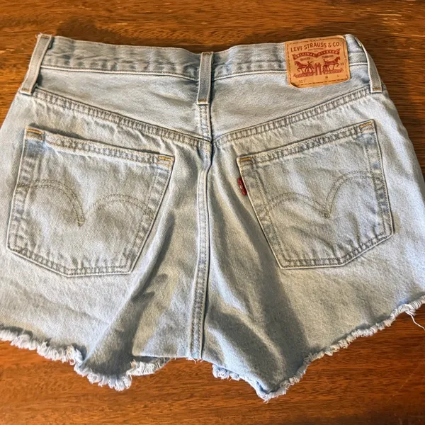 Levi's 501 Light Blue Jean Shorts - Image 2