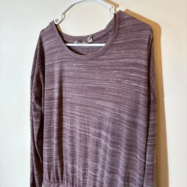 Athleta Beyond Soft Avenues Dress Plum Heathered‎ Knit Long Sleeve Size Medium - Image 2