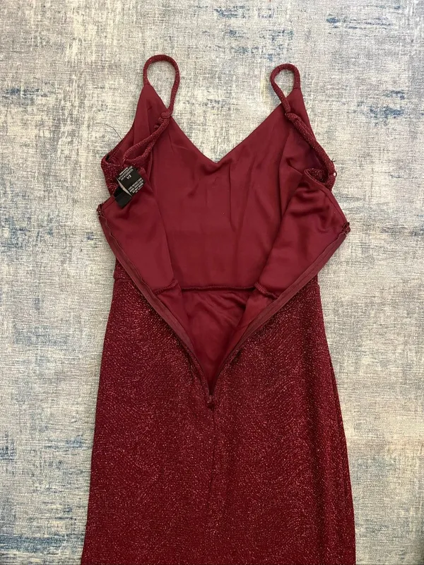 Windsor Burgundy Wine Keira Glitter Knit High Slit Formal Dress Size 1 / 2 - Image 5
