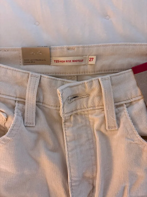 Levi’s High-Rise Bootcut 725 Corduroy Pants - Image 2