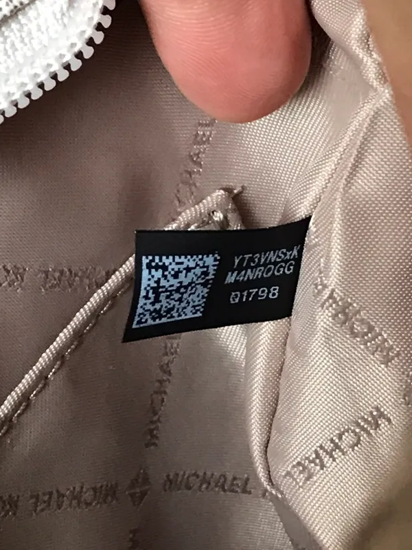 Michael Kors Purse - Image 11