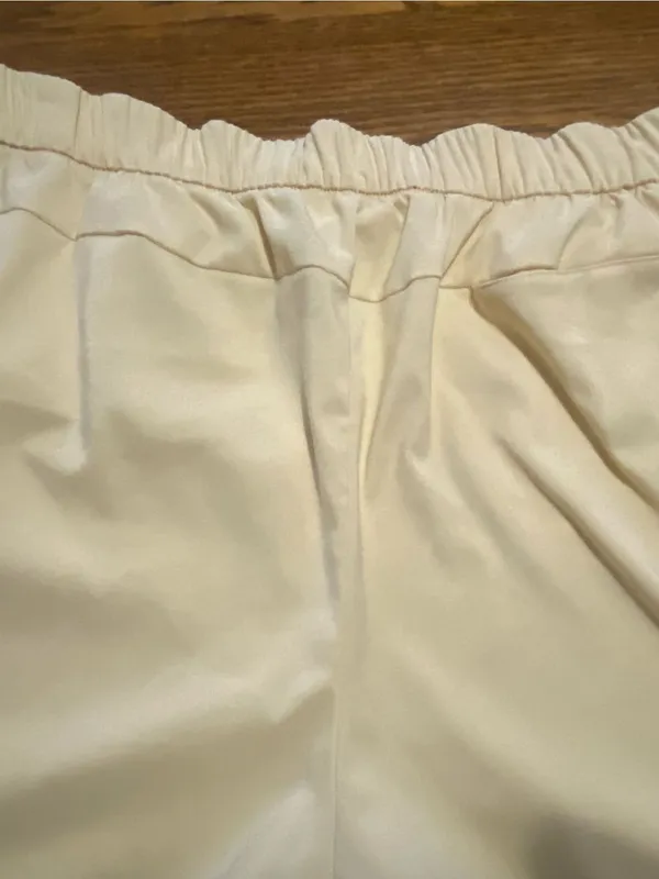 Nike  Dri-FIT Pale Yellow - Image 9
