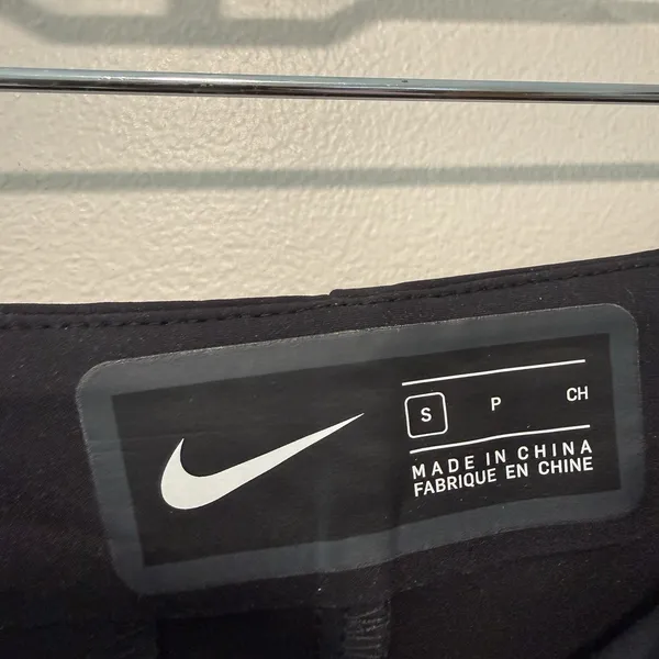 Nike City Ready Black Snap Front Pants Size Small - Image 4