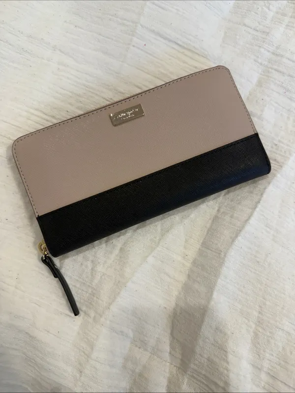 kate spade Blush and Black Zip-Around Wallet - Image 4