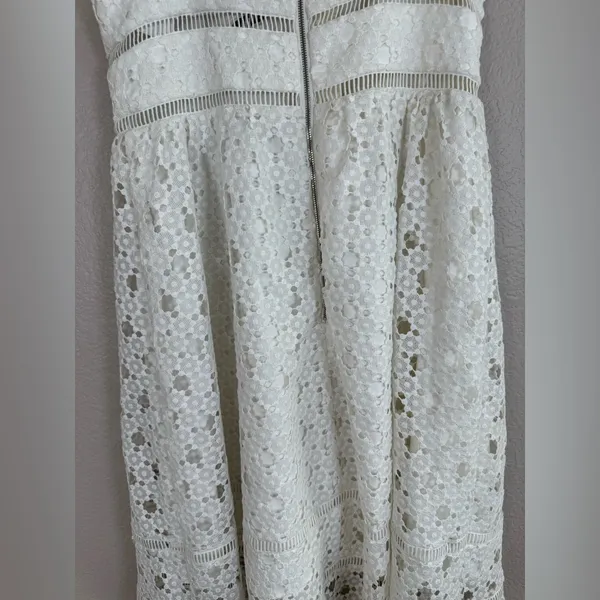 Bardot Botanical White Lace Midi Dress in Ivory size 8 Medium $139 Revolve Bride - Image 10