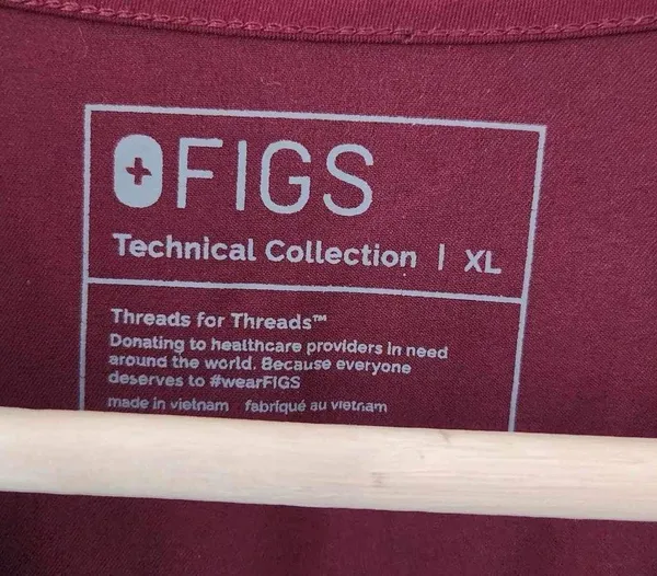 Figs Technical Collection Catrina scrub top size XL - Image 5