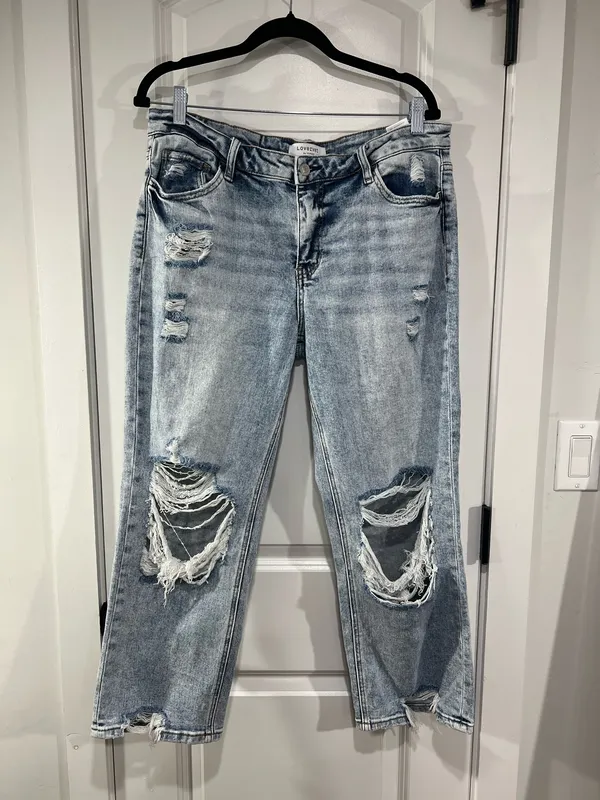 Vervet Lovervet Acid Washed Mid Rise distressed straight leg - Image 3
