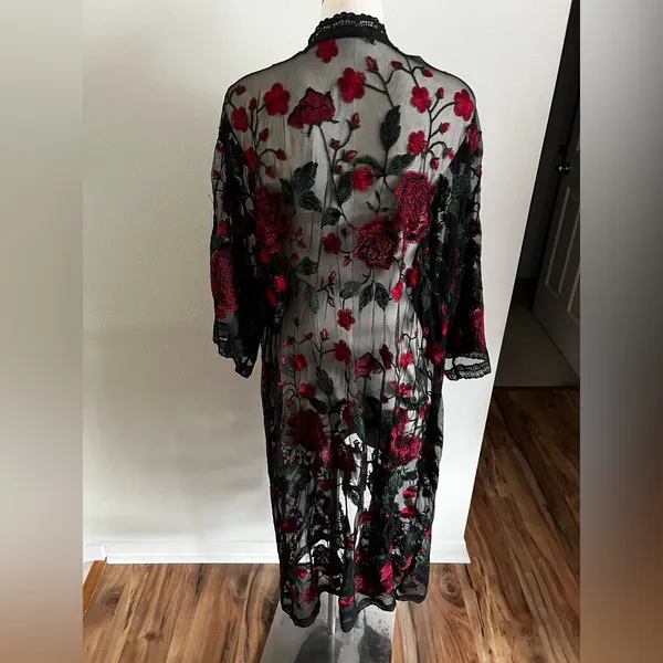 NWT - L - LULAROE - Elegant Black and Red Lace Robe - Image 3