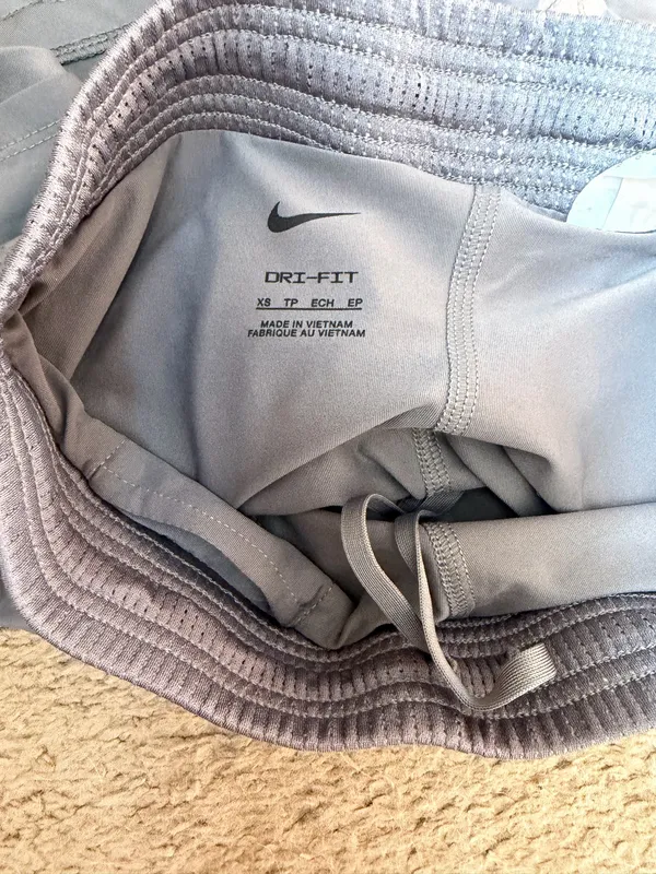Nike Dri-Fit Shorts Women’s - Image 3