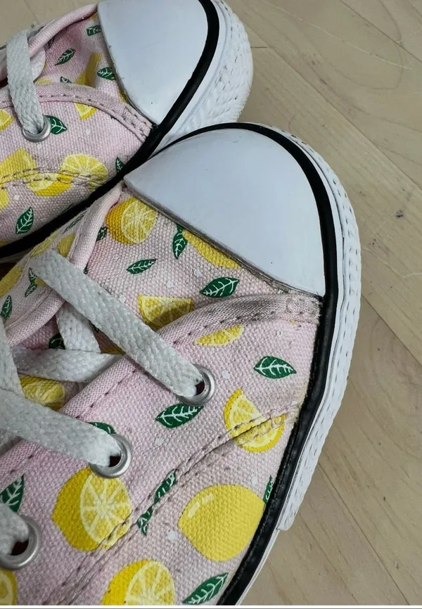 Converse Chuck Women Dainty Mules Size 7.5 Slip On Pink Fruit Pack Lemon 568142C - Image 7