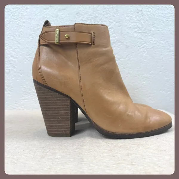 Coach Tan Leather Side Zip Block Heel Ankle‎ Booties Women's Size 7.5 - Image 2