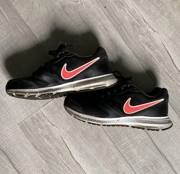 Black  Running Sneakers - Image 2