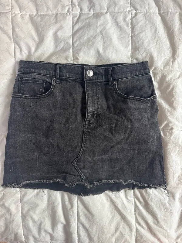 Express Straight Mini Skirt Black Denim - Image 3