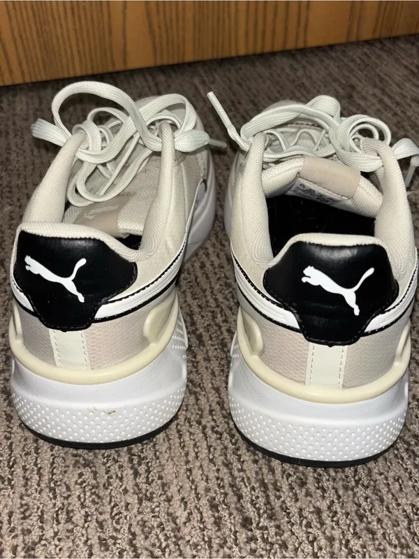 Puma Cream/Tan Lace-Up Sneakers - Image 5