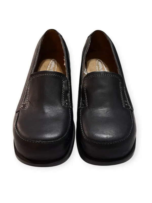Vintage Hush Puppies Black Heeled Loafers, Women’s Size 5.5 - Image 2