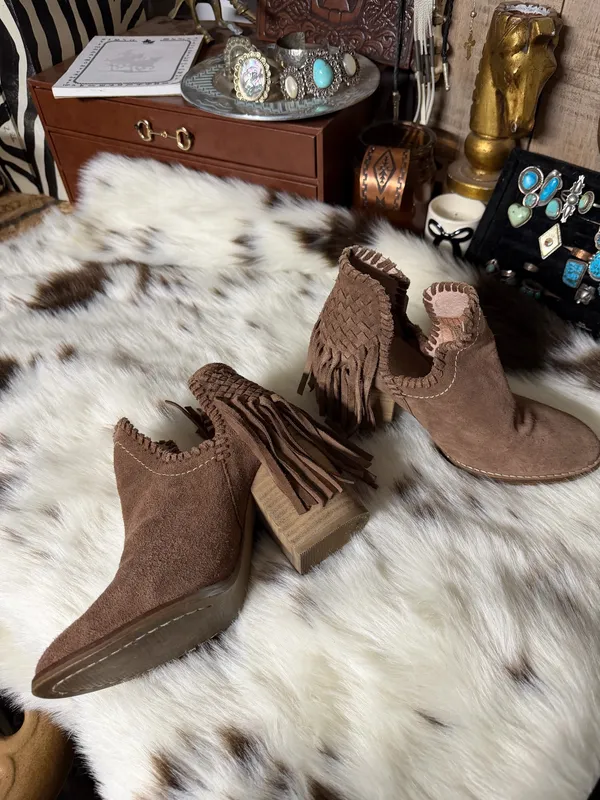 Ariat booties - Image 2