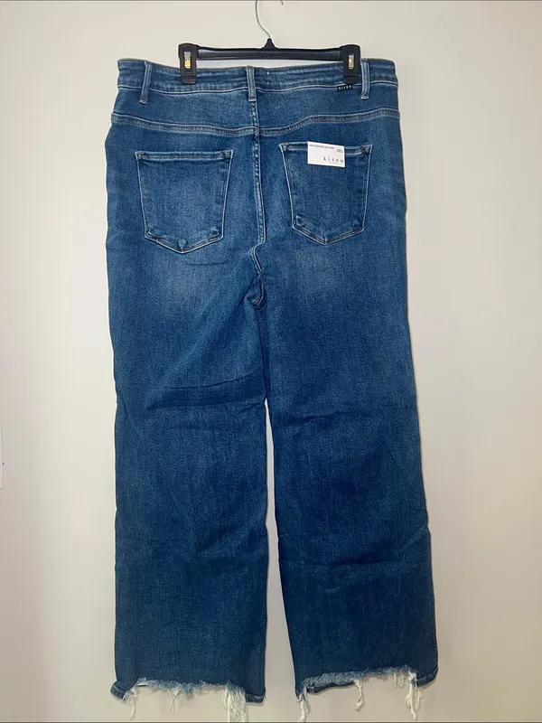 Risen Jeans Wide Leg Raw Hem Blue Jeans - Image 3
