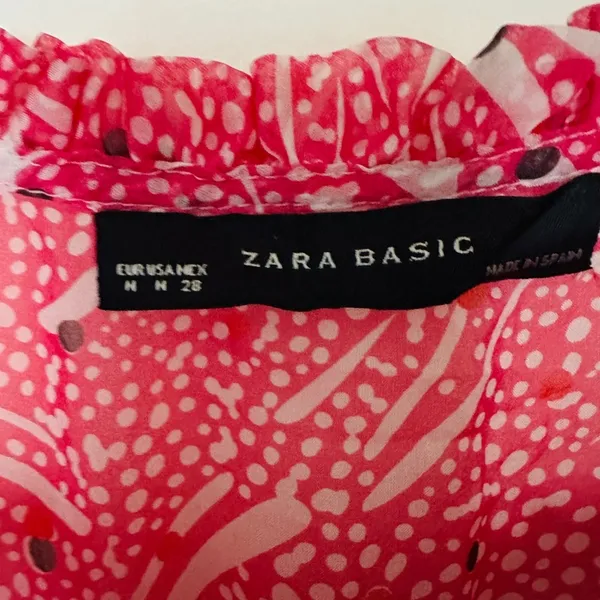 Zara‎ Basic Women’s Top Silk Red Sz Medium Patterned Short Sleeve Ruffled - Image 2