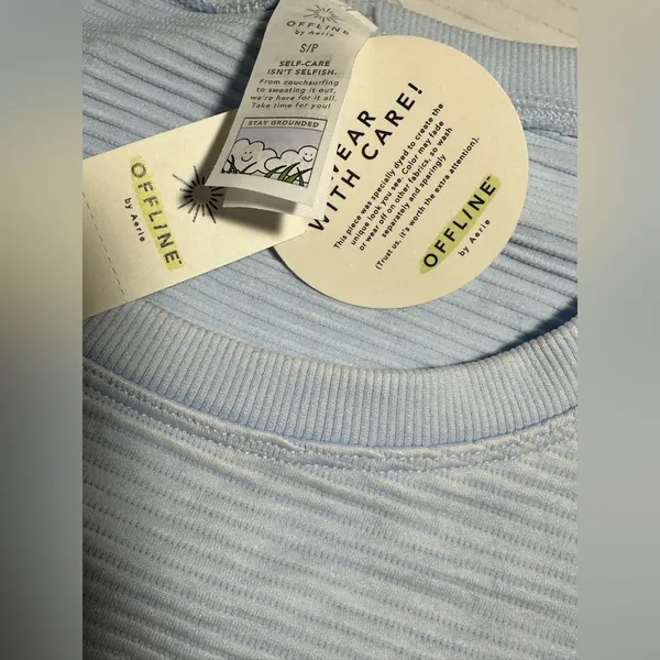 Offline By Aerie Crop Top Women's Size Small P Lined Light Blue Stretch Seamless - Image 7