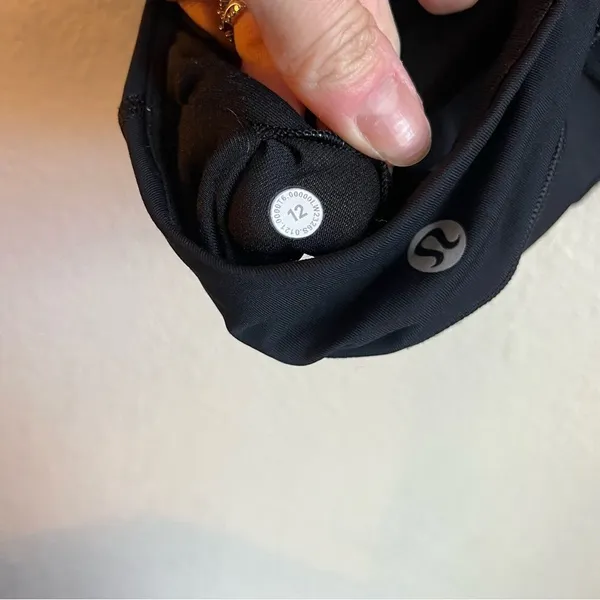 Lululemon Energy Bra
Black - Image 6