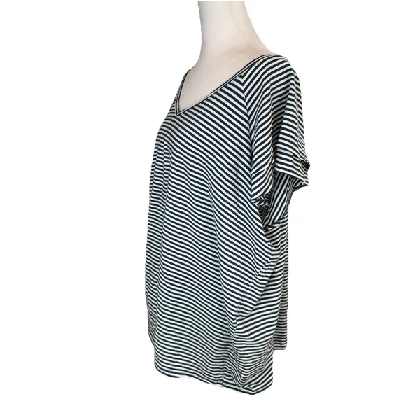 Nautical Preppy Lauren Conrad Top 3X Blue White Striped V-Neck Flutter Sleeve - Image 2