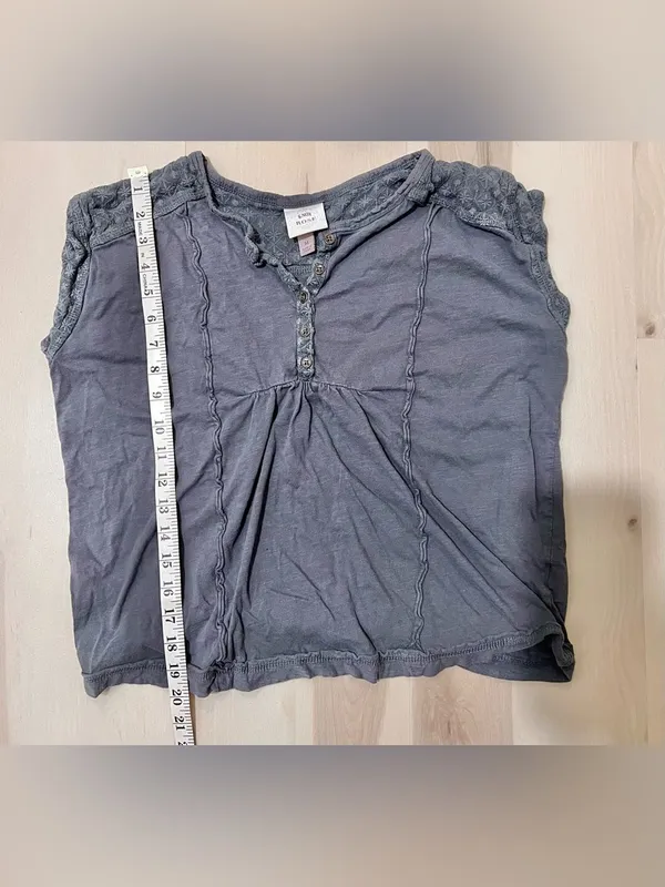 Knox Rose Women Medium Off Grey Boho Indie Prairie Chic Cottagecore Henley Top - Image 8
