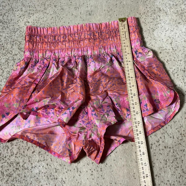 Natural Life Floral Smocked Running Shorts Womens‎ M Pink Orange Iridescent - Image 2