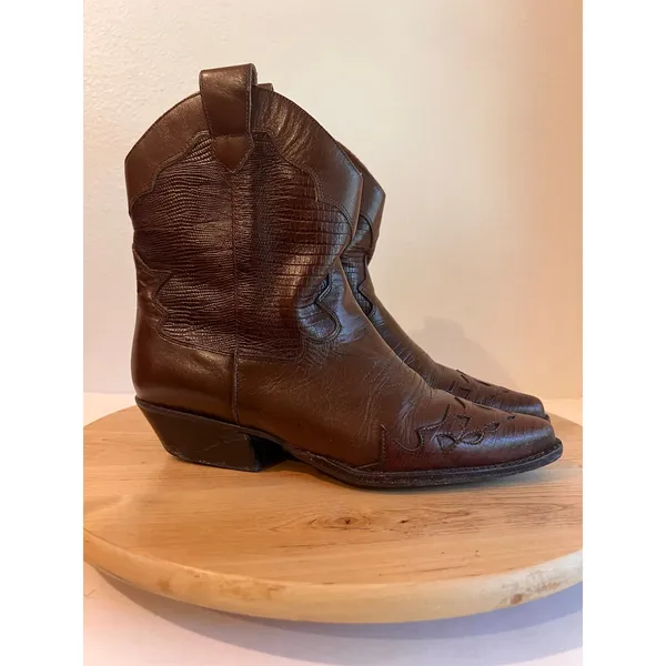 90s Nine West Brown Western Genuine Leather Point Toe Boot Size 7.5 Brazil Made - Image 2