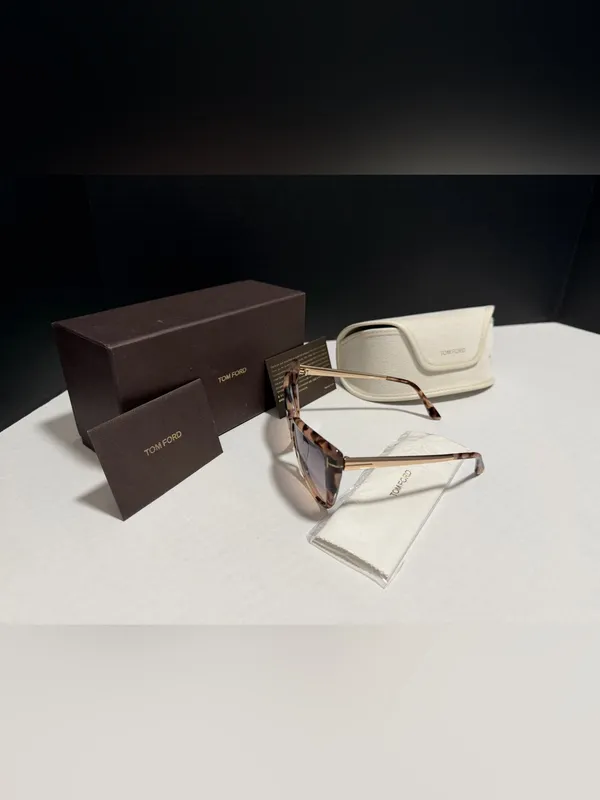 Tom Ford Reveka‎ Women's Tortoiseshell Frame Sunglasses with Gradient Lenses - Image 5
