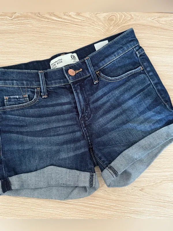 Abercrombie & Fitch 00/24 Low Rise Denim Short Shorts Cuffed Dark Wash 2000s Y2K - Image 5
