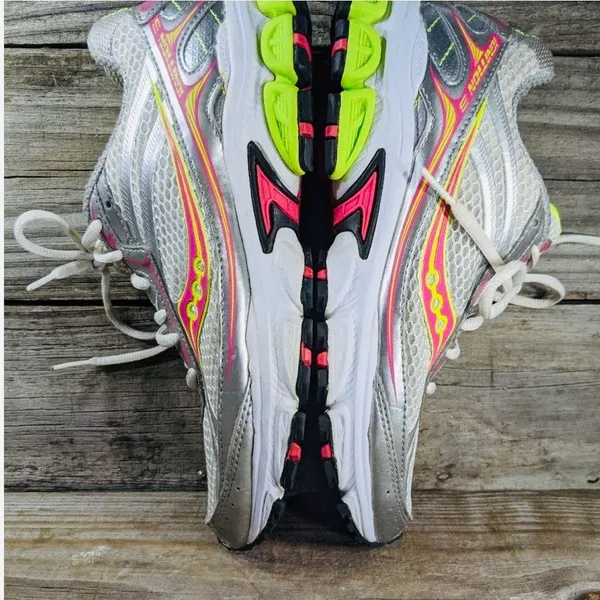 Saucony running ignition 3 size 8 gray - Image 5
