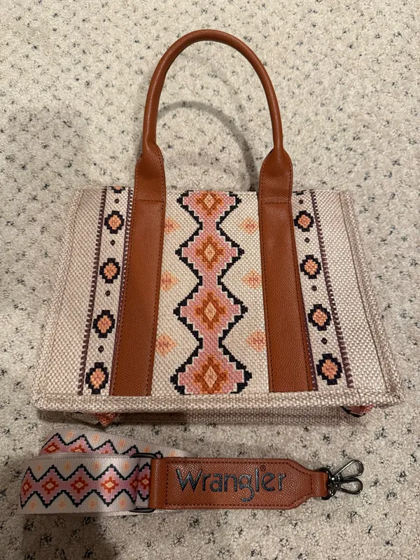 Wrangler Purse Crossbody - Image 4