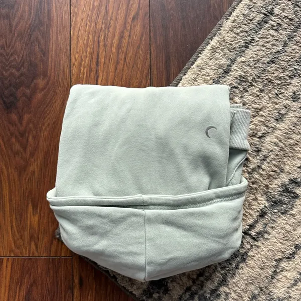 Zyia Active Relaxation Muted Mint Hoodie - Image 2