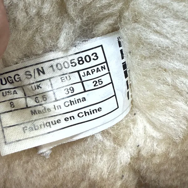Classic Shearling-Lined Women’s Winter Boots in Tan size 8 - Image 6