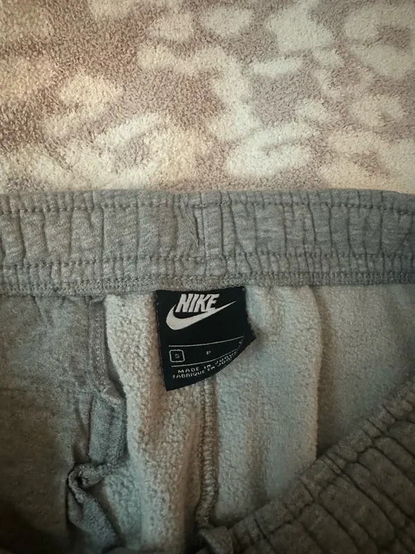 Nike Joggers - Image 4