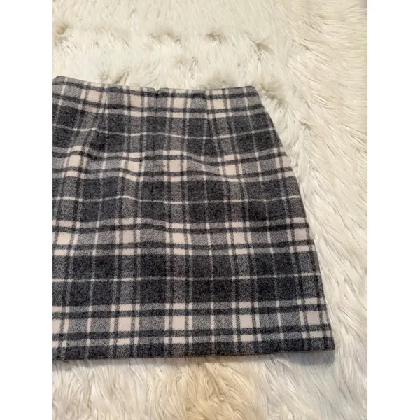 Uniqlo Womens Sz 4 Plaid Mini Skirt in Gray and Cream Fully Lined Pockets Zipper - Image 7