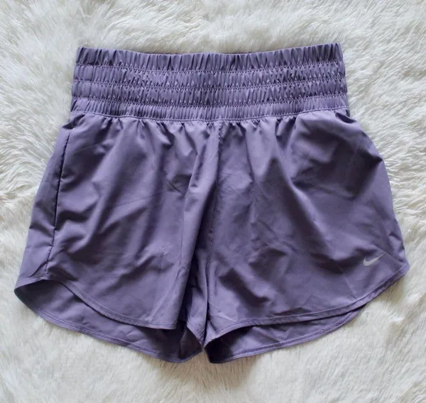 Nike Training Shorts - Image 2