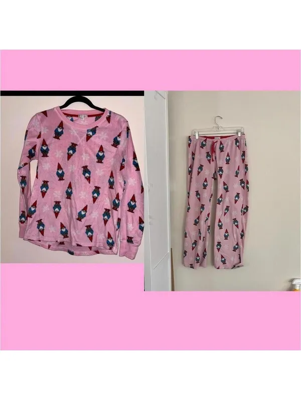 🇺🇸Lounge affair pink gnome and snowflake soft fleece like pajama SET - Image 2