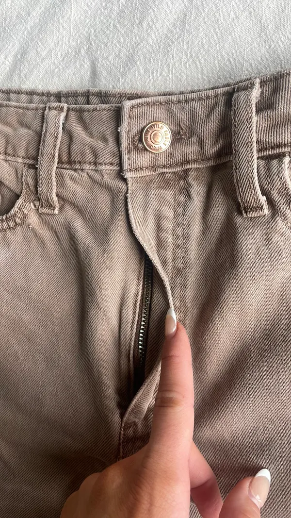 High Rise Denim Shorts Size 8 - Image 4