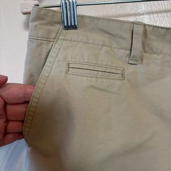 Gap Womens Shorts Chino Khaki‎ 100% Cotton Pockets Short Tan Size 8R - Image 3