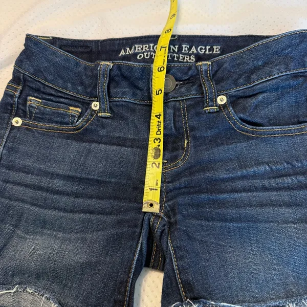 American Eagle Stretch Cut Off Denim Jean Shorts Size 0 inseam 4” Rise 6” - Image 4