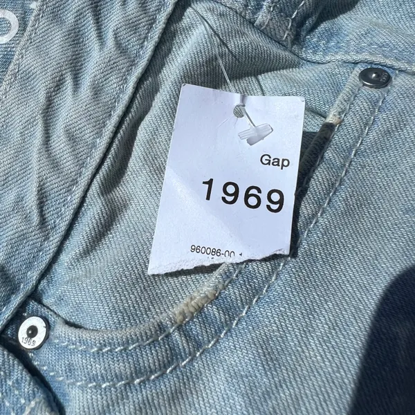 Gap NWT  Light Wash Real Straight Jeans - Image 7