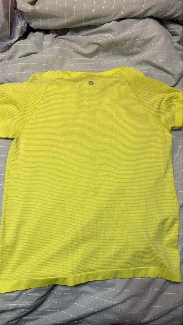 Lululemon Swiftly Short Sleeve - Image 3