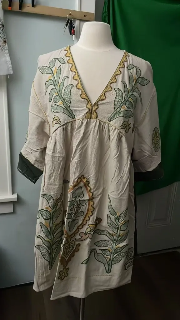 Womens Oversized Embroidered Dress with V-Neck and 3/4 Sleeves Vintage Embroidery Babydoll Dress - Image 6