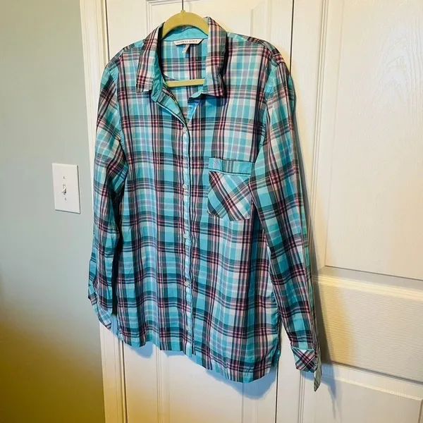 Victoria’s Secret Blue Pink Plaid Sleepshirt Long Sleeve‎ Button Front Medium - Image 2