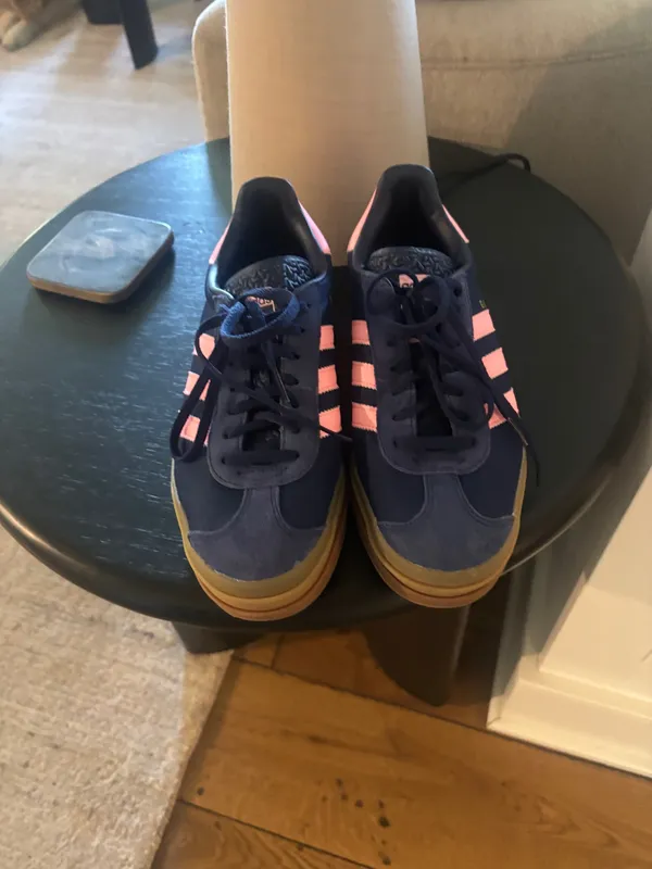Adidas shoes  - Image 2